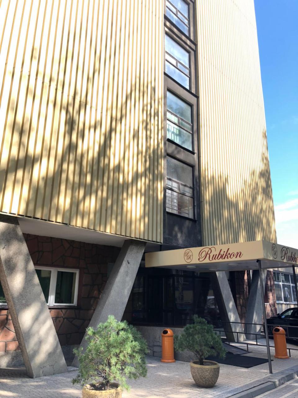 Kompleks Restauracyjno-Noclegowy Rubikon Люблин Екстериор снимка